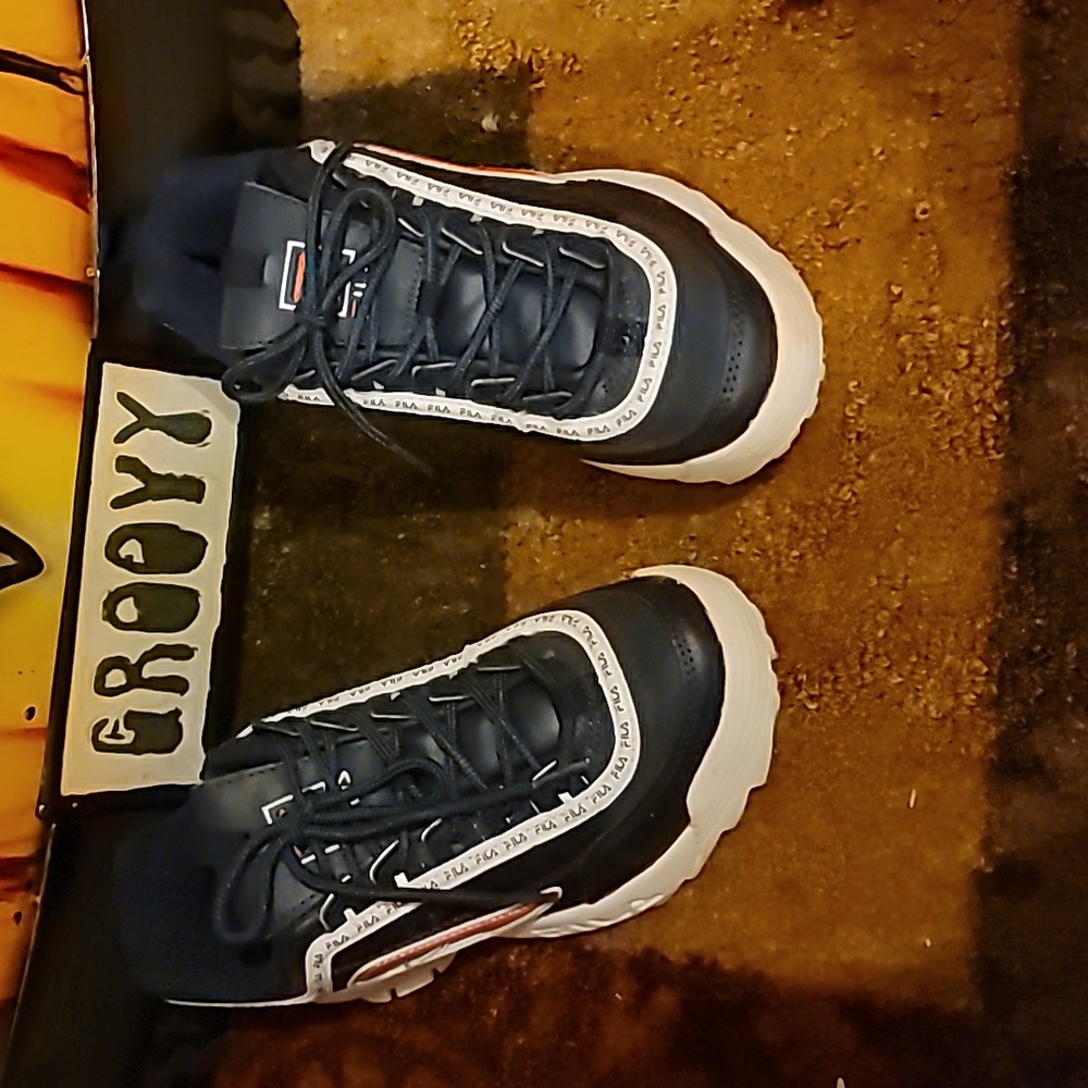 Tennis Shoes